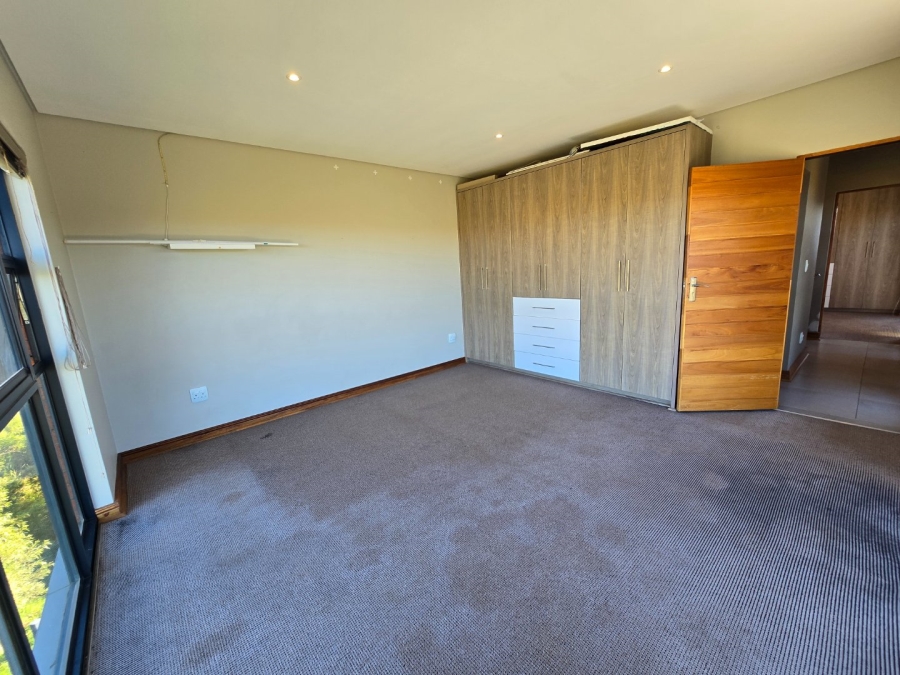 3 Bedroom Property for Sale in Wild Olive Estate Free State